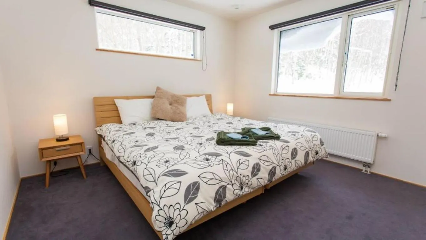 Shirokin Chalet Walking Distance To Rusutsu Resort 0*,  Japão